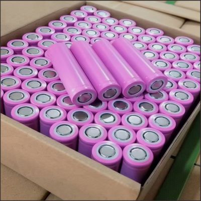 21700 lithium battery, 3.7V, capacity 5000mAh, round shape, strong light flashlight, power battery for electric tools